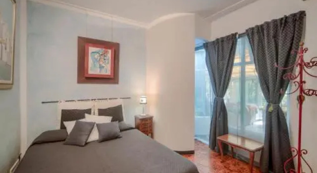 Villa Olivia - Genova Resort B&B Accomodations, Забронировать Отель «постель и завтрак» Отели Генуи с парковкой, Парковка