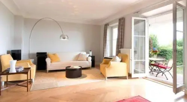 Ferienwohnung Villa Hoyerberg, Varaa Villa Hotellit Baijeri pysäköinnillä, Pysäköinti
