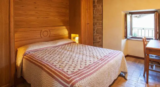 Borgo Belvederi, Rezervovat Hotel Camerino 