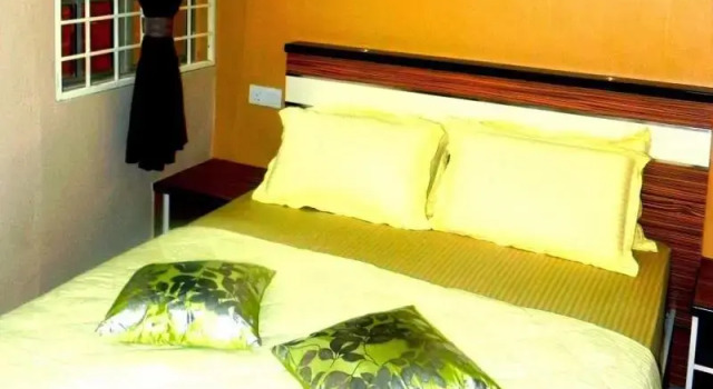 Orange Homestay, Rezerwuj Hotel Ayer Keroh 