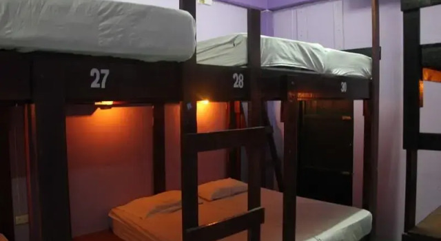 Anya Hostel, Забронировать Хостел Отели Ко-Пханган с парковкой, рядом с Вечеринка «Праздник полной луны» на пляже Хаад-Рин, Парковка