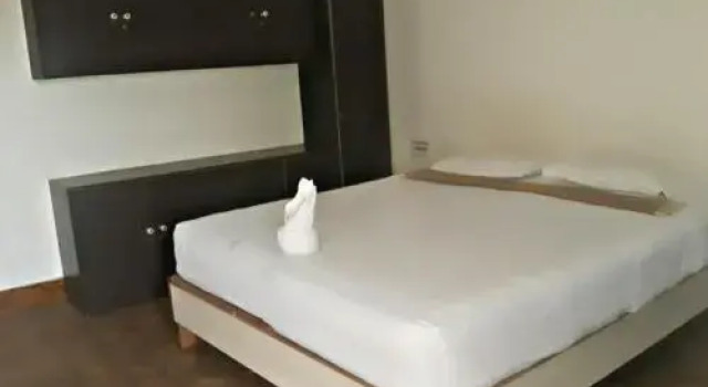 Emarald Hotel