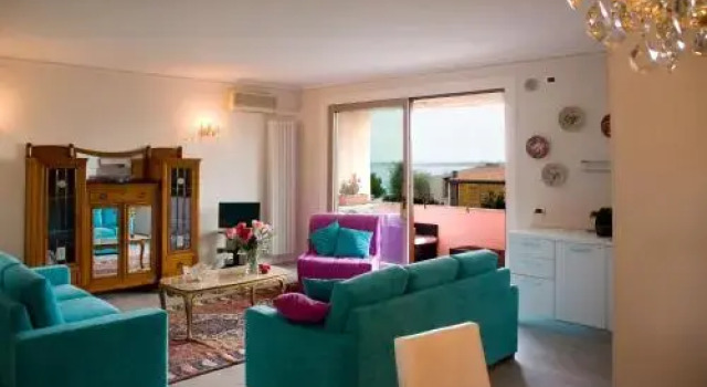 Garda Blue Lake Home Luxury Appartment, Забронировать Отель Дезенцано-дель-Гарда озеро Гарда