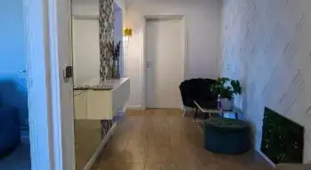Luxury apartment private parking self check-in54, Varaa Huoneisto Hotellit Dolj aamiaisella, Aamiainen
