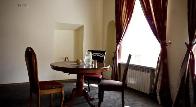 Amber Apartment, Забронировать Апартаменты/квартира Отели Вильнюса с парковкой, рядом с Костел Святой Анны, Парковка