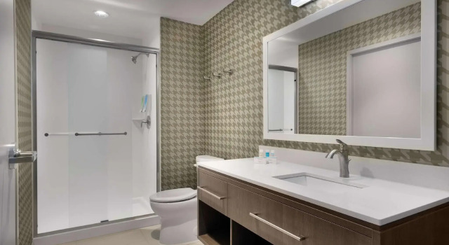 Двухместный люкс Home2 Suites By Hilton Charlotte Belmont, Nc