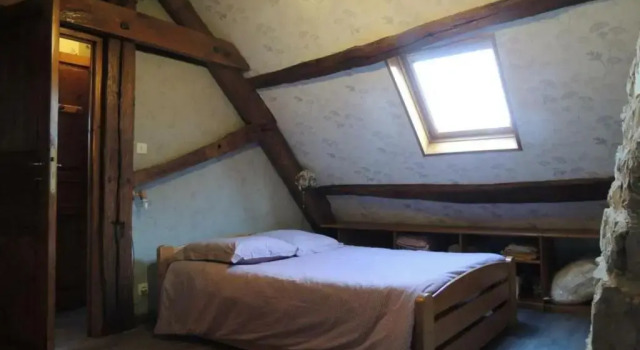 Maison ancienne restaurée avec poêle à bois et animaux admis - FR-1-497-15, Book Hotel Champsecret Normandy