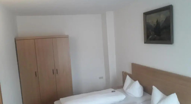 Hotel Garni Post, Забронировать Отель Грайнау Гармиш-Партенкирхен
