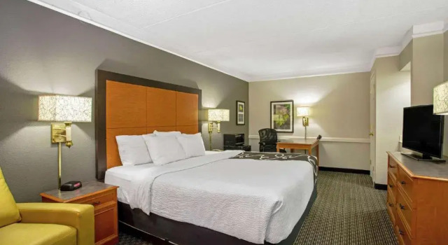 Двухместный номер Deluxe Travelodge by Wyndham Golden-Denver