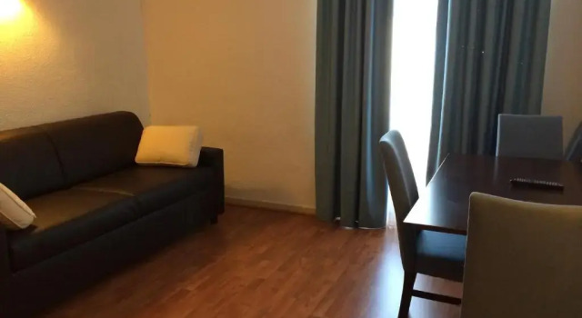 Четырёхместный номер Standard Apparthôtel Saint Jean