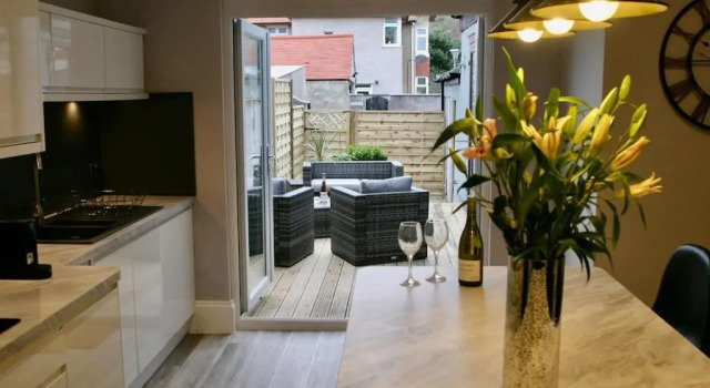Коттедж 5-bedroom holiday home in West Shore, Llandudno