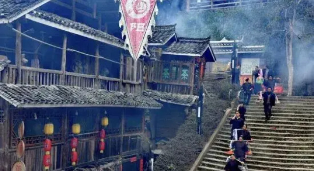 Sanjiang Zhulin Xiaojujusu, Book Hotel Liuzhou Guangxi