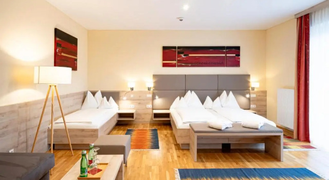 Полулюкс Hotel Schachenwald I Sauna I Aussenpool I Parkplatz