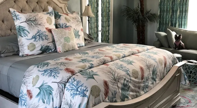 Номер Standard c 1 комнатой с балконом и с видом на сад Avenue O Bed and Breakfast