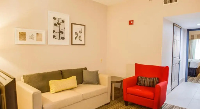 Люкс Country Inn & Suites by Radisson, Harlingen, TX