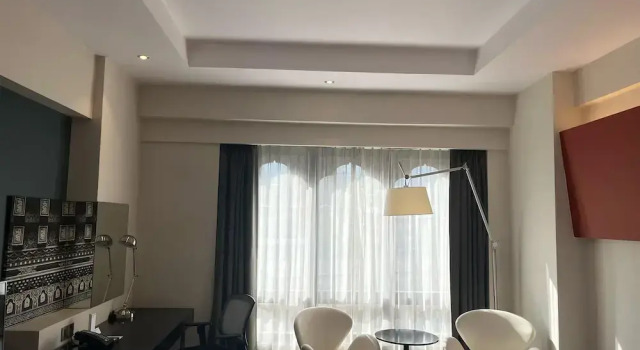 Deluxe Doppel Zimmer Le Meridien Thimphu