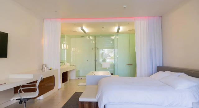 Heat Hotel