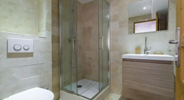 102-Appartement Refait à neuf vieil Antibes, Забронировать Апартаменты/квартира Апартаменты Антиб, рядом с Antibes Archaeology Museum, Апартаменты/квартира