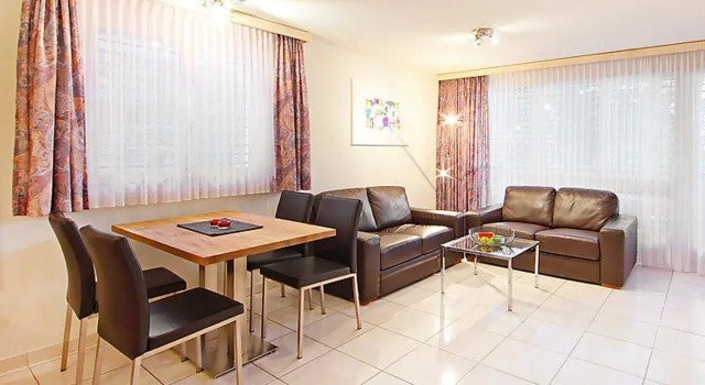 Apartment Roger Lommel 10120, Забронировать Апартаменты/квартира Церматт курорт Церматт, рядом с Горнолыжный подъемник Маттерхорн Гласье Парадайз