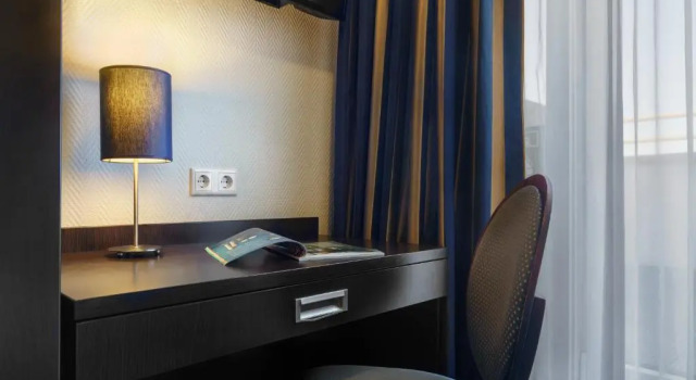 Одноместный номер Economy Hotel Continental Hamburg Hauptbahnhof