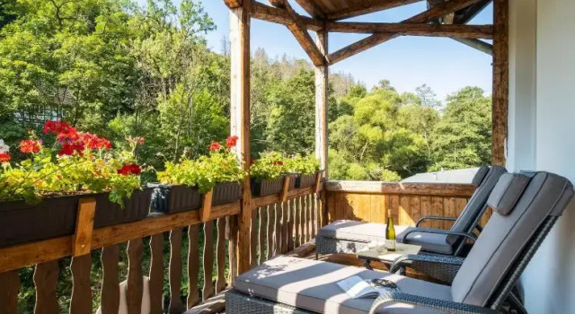 Полулюкс Deluxe BODETALER BASECAMP LODGE - Naturerlebnis Lodge