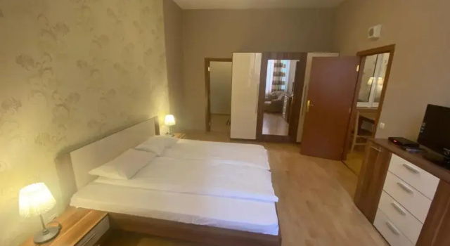 Апартаменты Flora Hotel Apartment 103