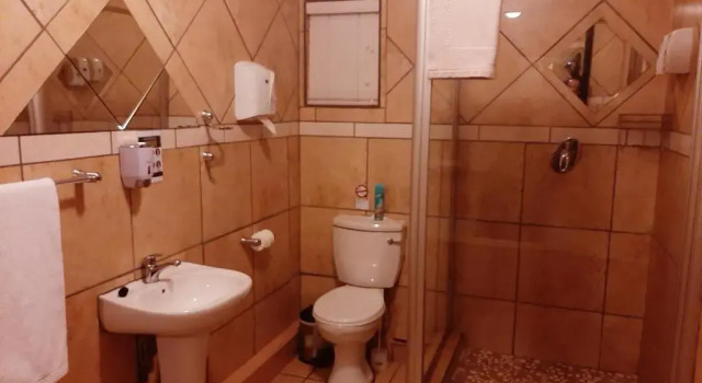 Люкс Zebra Guesthouse