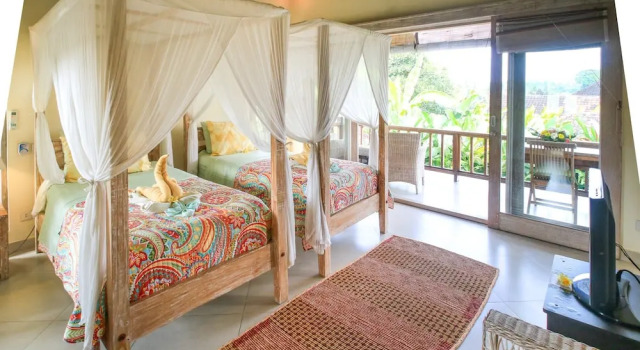 Hibiscus Guest Suitebest Breakfast in Bali, Забронировать Гостевой дом Отели Убуд с бассейном, рядом с Ресторан Mozaic, Бассейн