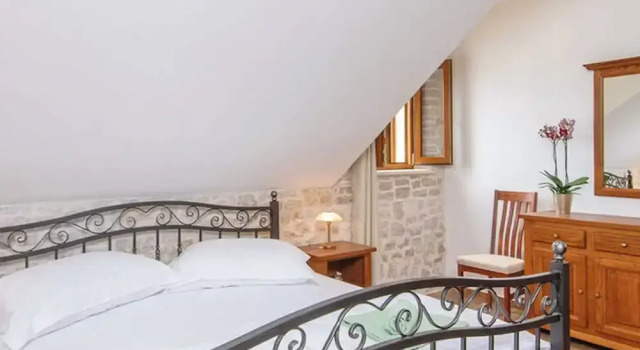 Holiday Home Lovište, Varaa Hotelli Lovište Pelješac