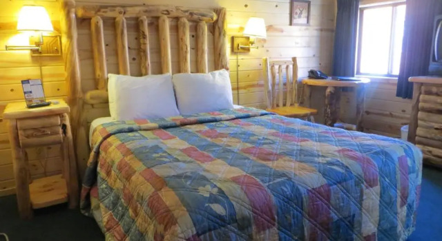 Шале Cabins of Mackinac & Lodge