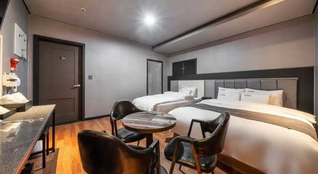 You&Me Hotel, Забронировать Отель Соннам Кёнгидо