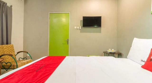 RedDoorz near GOR Padjajaran Bogor, Rezervovat Hotel Bogor 