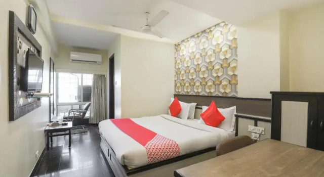 Номер Standard OYO 70882 Hotel Royal Retreat