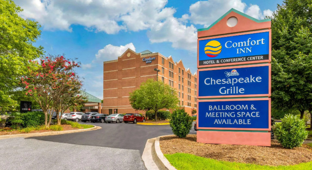 Номер Standard Comfort Inn Conference Center