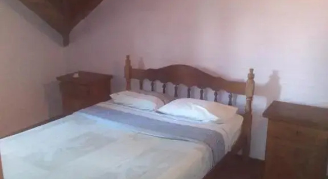 Universal Travellers Hostel, Забронировать Хостел Отели Сан-Карлос-де-Барилоче с парковкой, рядом с Tresor Casino, Парковка