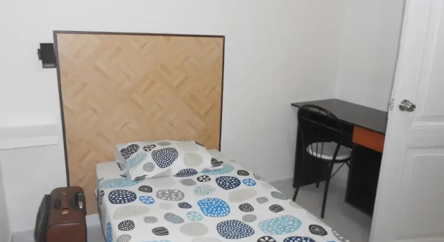 Crescent Rooms