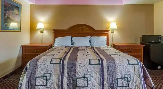 Номер Standard Travelers Inn Midwest City