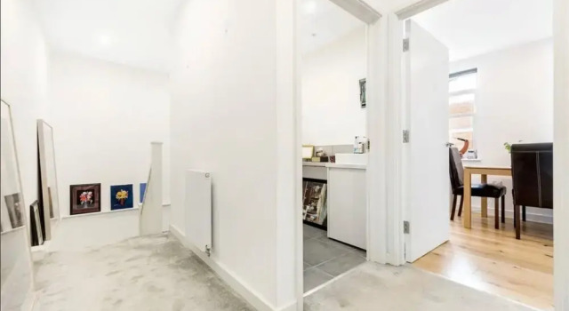 Modern 2 Bedroom Home With Private Garden, Забронировать Отель Отели Англии 3 звезды, 3*