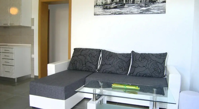 Apartment Goran, Забронировать Апартаменты/квартира Отели Крка с парковкой, рядом с Krk Harbour, Парковка