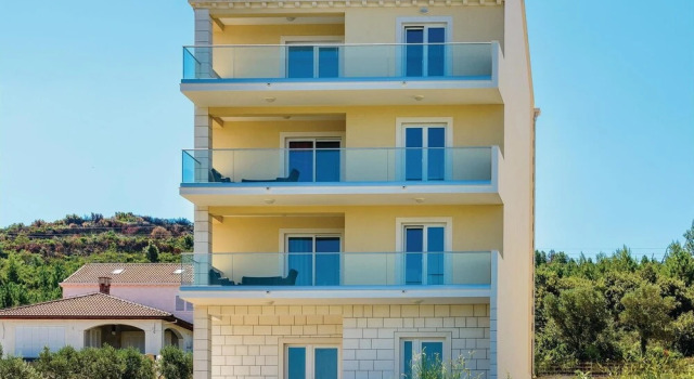 Awesome Home in Cavtat With Wifi and 1 Bedrooms, Забронировать Отель Отели Цавтат с парковкой, рядом с Пляж Цавтат, Парковка