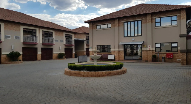 Europrime Hotel, Book Hotel Hoteller i Boksburg med pool, Swimmingpool
