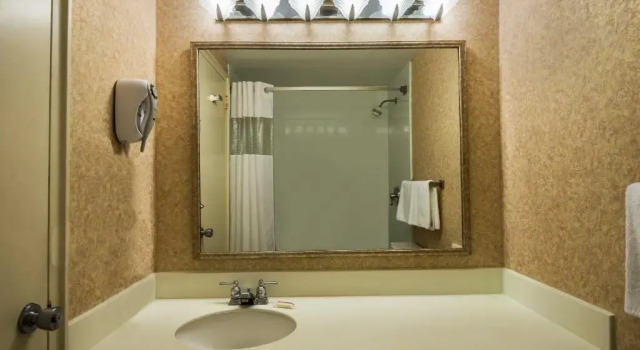 Номер Standard Days Inn by Wyndham Atlantic City Oceanfront-Boardwalk
