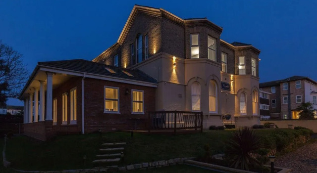 Remaotel Seafield Court Apartments, Varaa Huoneisto Asunnot kohteessa Merseyside, Huoneisto