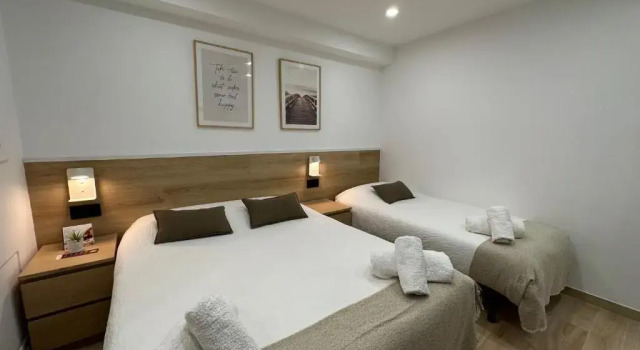 Номер Standard с красивым видом из окна Hostal Alogar