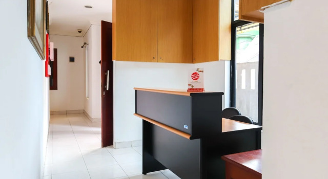 Oyo 2636 Paulus Residence, Book Hotel Jakarta Jakarta Province