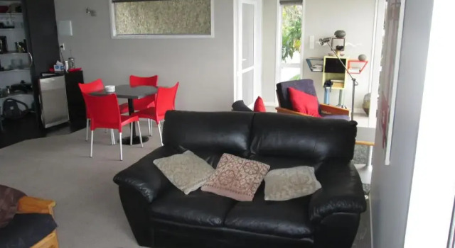 Апартаменты Beach side Apartment Nelson