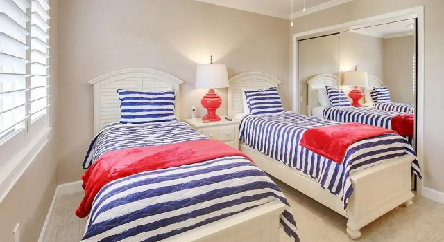 Land's End 302 Building 4 Beautiful Updated Condo Amazing Views!