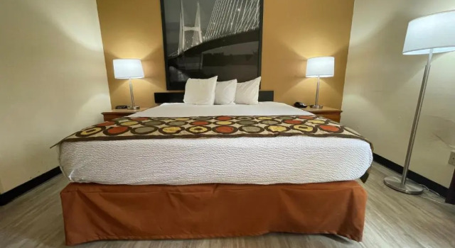 Suite Super 8 by Wyndham Pevely