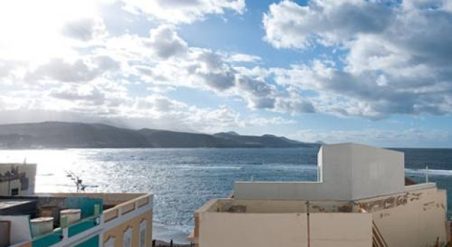 Big Fish Hostel Las Palmas, Забронировать Хостел СПА-отели Лас-Пальмас-де-Гран-Канария, рядом с Музей науки и техники, SPA-услуги