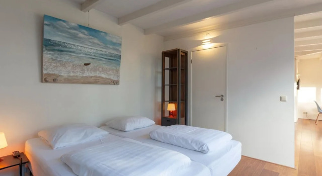 Бунгало Classic Holiday Apartment Opposite the Beach